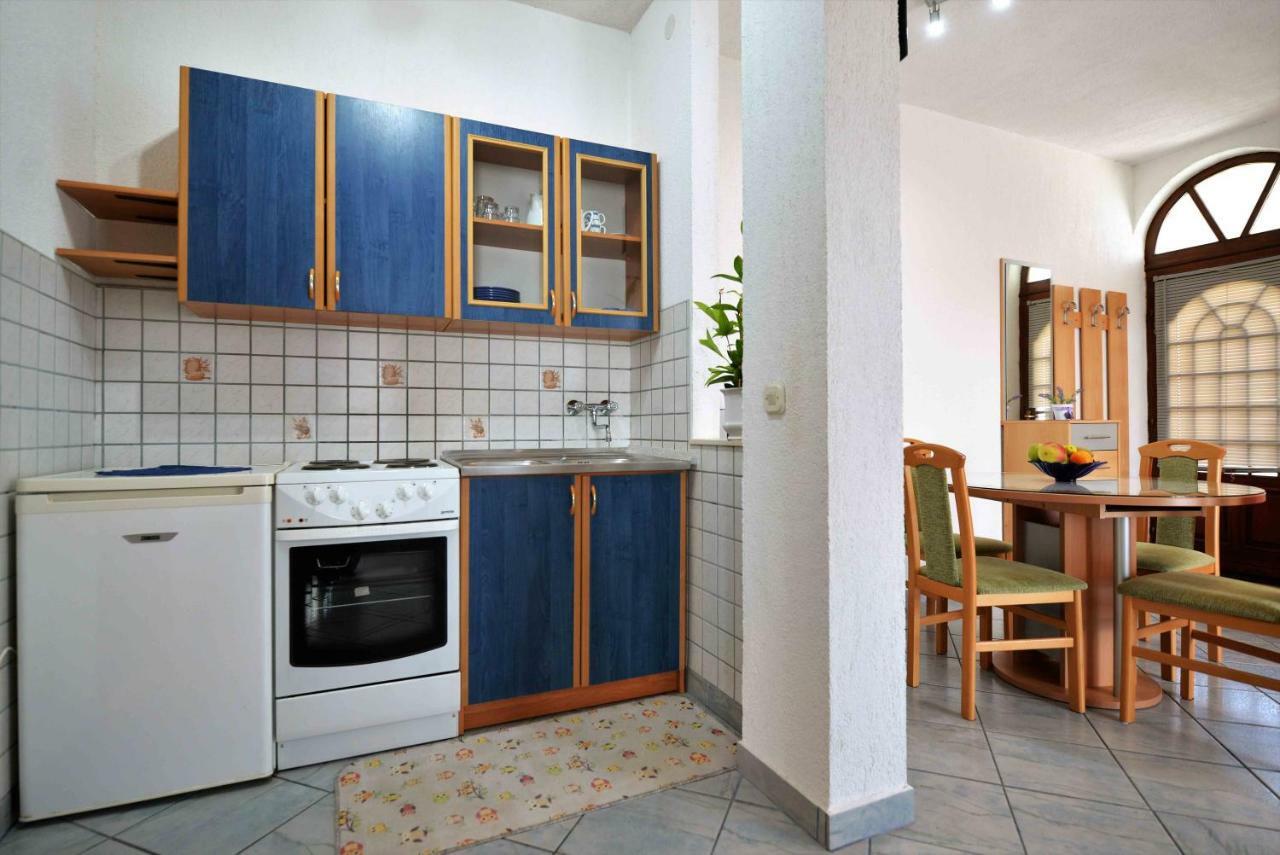 Apartment Zena 穆泰尔岛 外观 照片