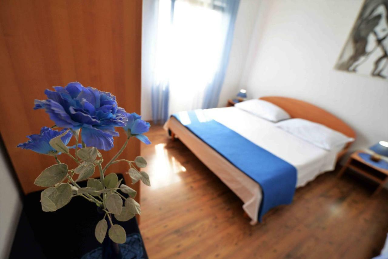 Apartment Zena 穆泰尔岛 外观 照片