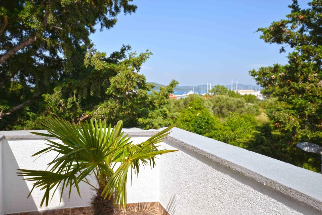 Apartment Zena 穆泰尔岛 外观 照片
