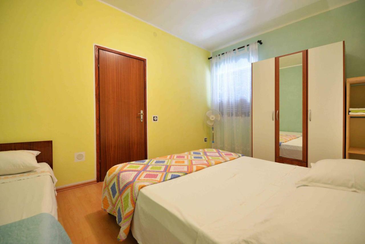 Apartment Zena 穆泰尔岛 外观 照片