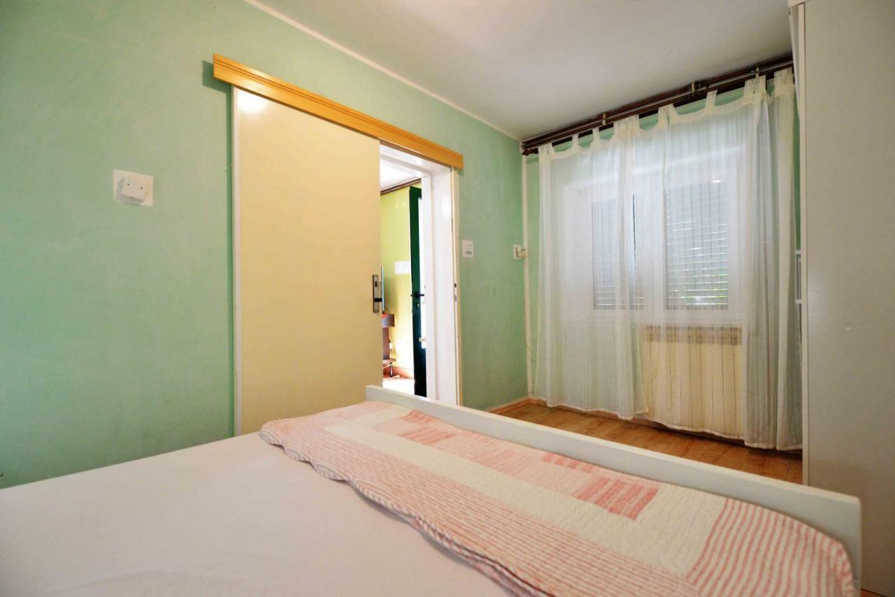 Apartment Zena 穆泰尔岛 外观 照片